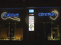 Klíčové centrum - v noci